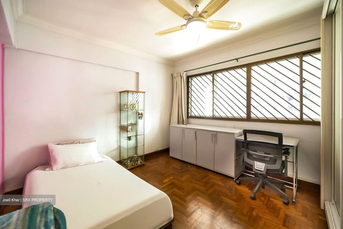 Blk 322A Jurong East Street 31 (Jurong East), HDB Executive #568131241